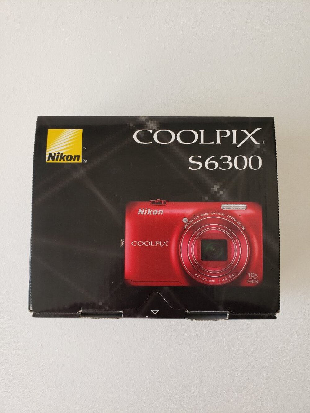Nikon COOLPIX S6300 Digital Camera 10x Optical Zoom Auto Focus